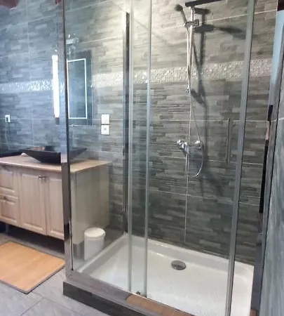 Deche-dise 라부에르