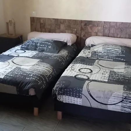 Deche-dise 펜션 라부에르